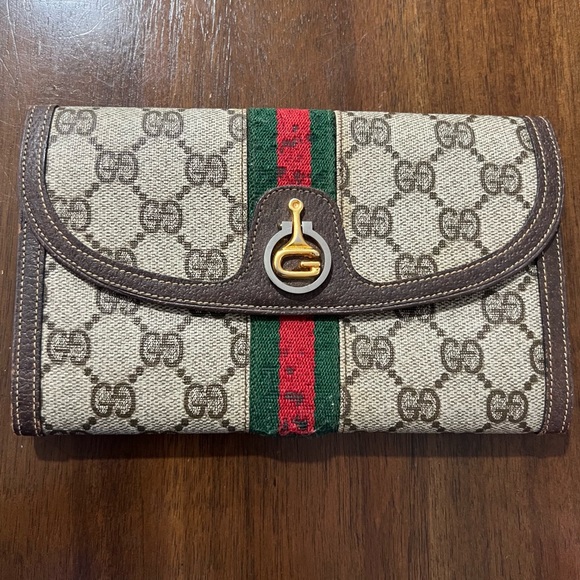 Authentic Gucci Vintage Trifold Long Wallet - GUC - Picture 10 of 10